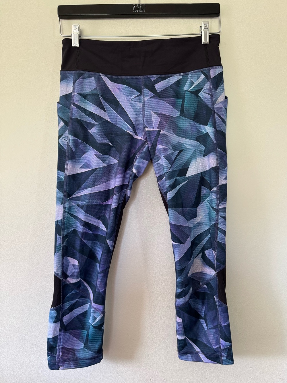 Lululemon Pace Rival Crop - Pretty Prism Sz 8
